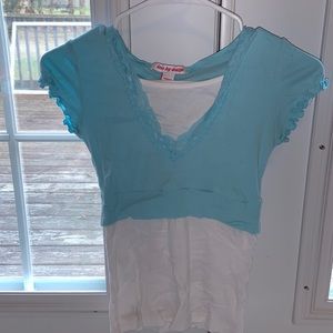 Girl’s Medium (10/12) Short Sleeve T-Shirt